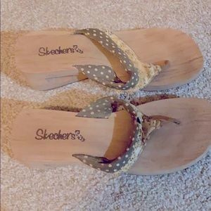 Sketchers Cali wedge sandals